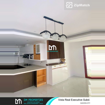 5 Bedroom House and Lot For Sale in Vista Real Executive Subdivision