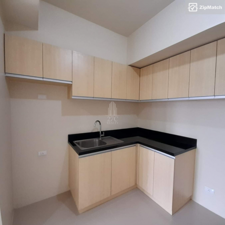                                     2 Bedroom
                                 2 Bedroom Condominium Unit For Sale in The Montane big photo 3