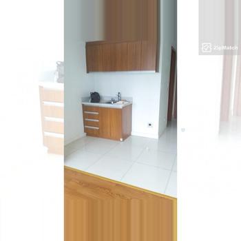 Studio Type Condominium Unit For Sale in Eton Tower Makati