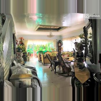 6 Bedroom House and Lot For Sale in Marcelo Green Village