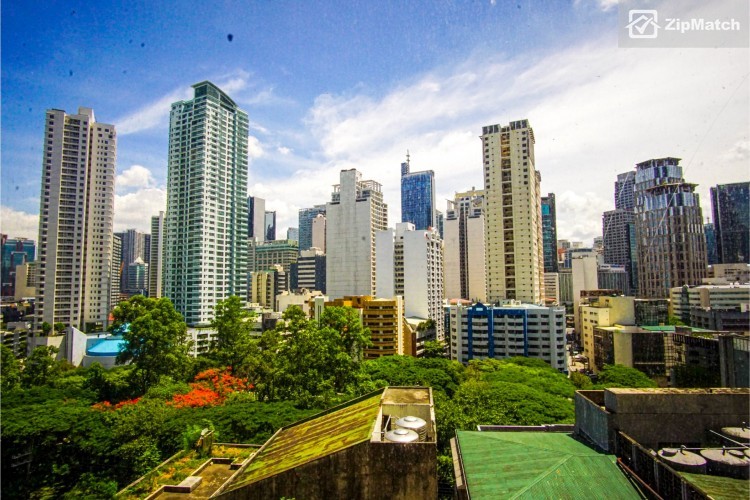                                     1 Bedroom
                                 1 Bedroom Condominium Unit For Sale in The Biltmore big photo 4