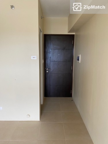                                     0
                                 Studio Type Condominium Unit For Sale in Avida Towers Riala big photo 3