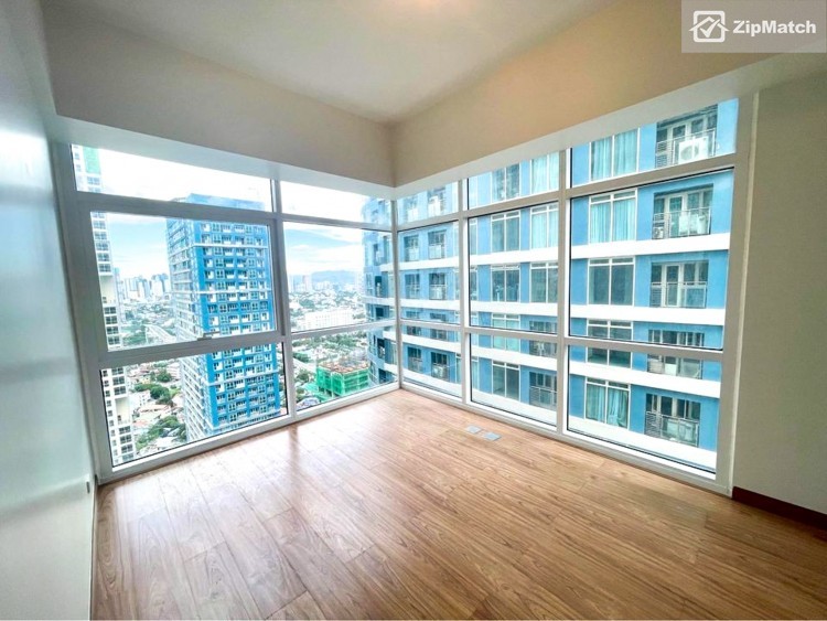                                     3 Bedroom
                                 3 Bedroom Condominium Unit For Sale in Madison Park West big photo 3