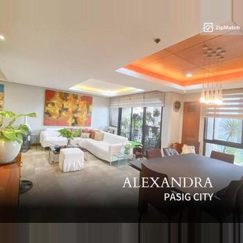 3 Bedroom Condominium Unit For Sale in Alexandra Condominium