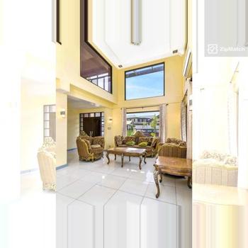 5 Bedroom House and Lot For Sale