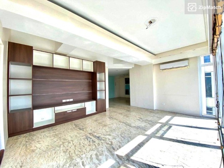                                     3 Bedroom
                                 3 Bedroom Condominium Unit For Sale in The Salcedo Park Twin Towers big photo 9