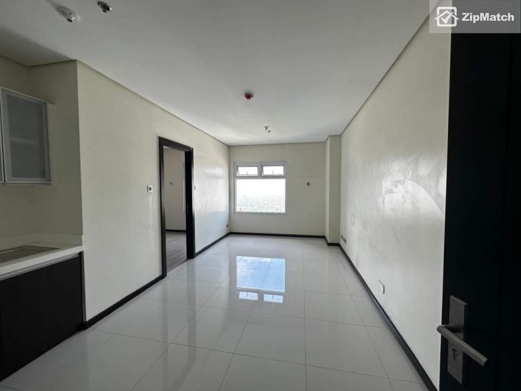                                     1 Bedroom
                                 1 Bedroom Condominium Unit For Sale in The Trion Towers big photo 5