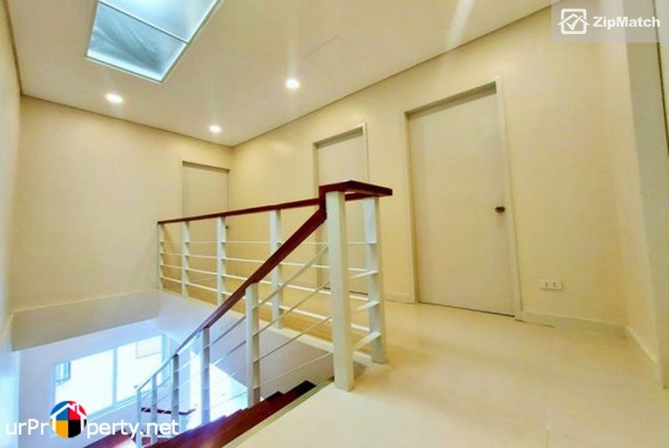                                     3 Bedroom
                                 3 Bedroom Townhouse For Sale big photo 8