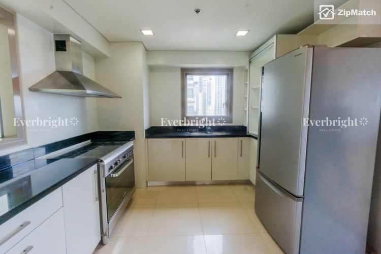                                     3 Bedroom
                                 3 Bedroom Condominium Unit For Sale in The Residences at Greenbelt big photo 14