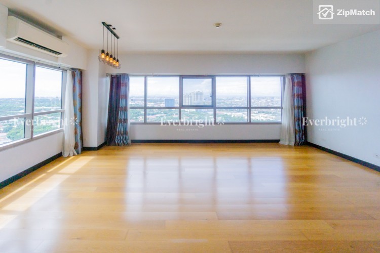                                     3 Bedroom
                                 3 Bedroom Condominium Unit For Sale in The Residences at Greenbelt big photo 7