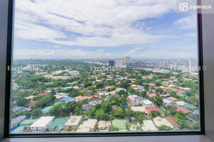                                     3 Bedroom
                                 3 Bedroom Condominium Unit For Sale in The Residences at Greenbelt big photo 3