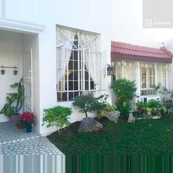4 Bedroom House and Lot For Sale in BF Homes International