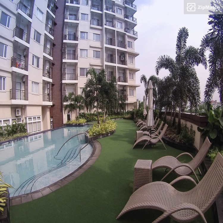                                     1 Bedroom
                                 1 Bedroom Condominium Unit For Sale in 1Bedroom Bi level at Circulo Verde near Eastwood big photo 4