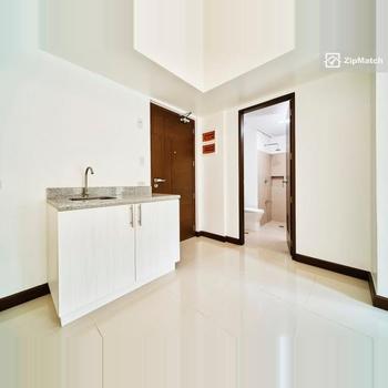 1 Bedroom Condominium Unit For Sale in Siena Towers