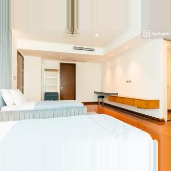 3 Bedroom Condominium Unit For Sale in  Shangrila Horizon Homes BGC
