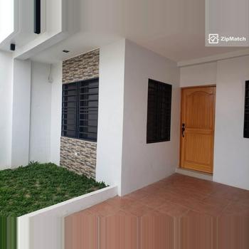 5 Bedroom House and Lot For Sale in Dona Manuela 1