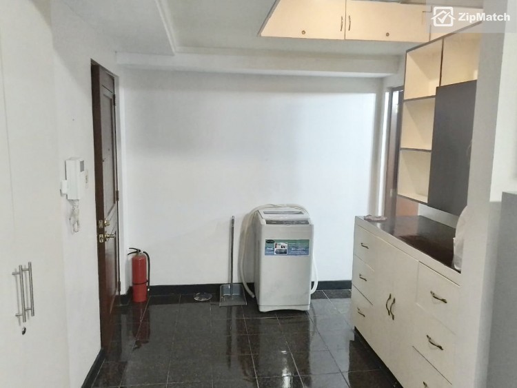                                     0
                                 Studio Type Condominium Unit For Sale in The Malayan Plaza big photo 6