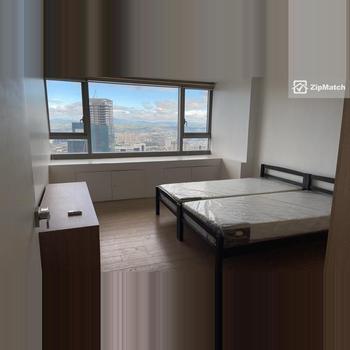 3 Bedroom Condominium Unit For Sale in One Shangri-La Place