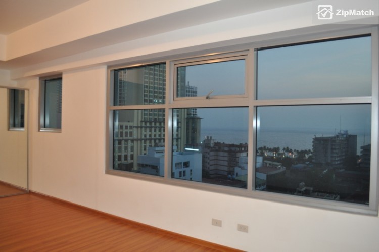                                     2 Bedroom
                                 2 Bedroom Condominium Unit For Sale in Three Adriatico Place big photo 3