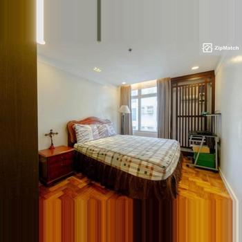 3 Bedroom Condominium Unit For Sale in Serenity Suites
