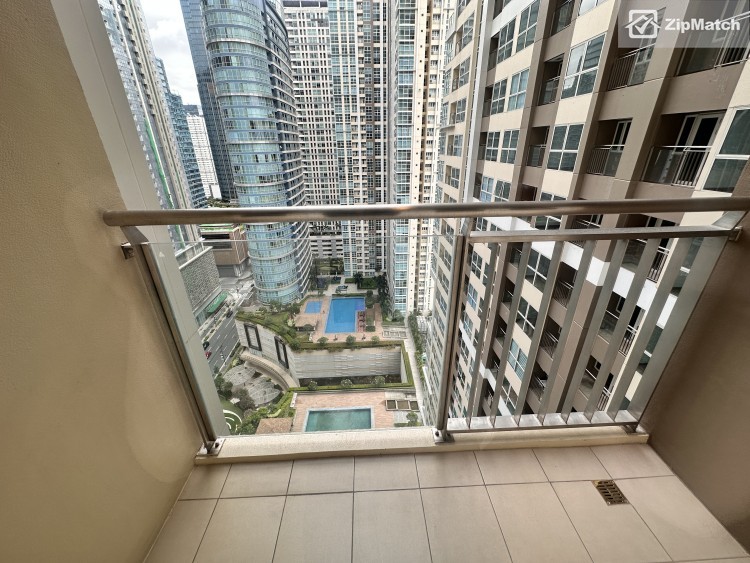                                     1 Bedroom
                                 1 Bedroom Condominium Unit For Sale in Time Square West big photo 10