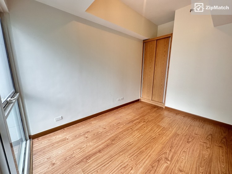                                     1 Bedroom
                                 1 Bedroom Condominium Unit For Sale in Time Square West big photo 7