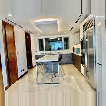 3 Bedroom Condominium Unit For Rent in Two Roxas Triangle