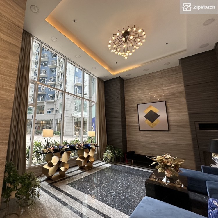                                     1 Bedroom
                                 1 Bedroom Condominium Unit For Sale in The Trion Towers big photo 5