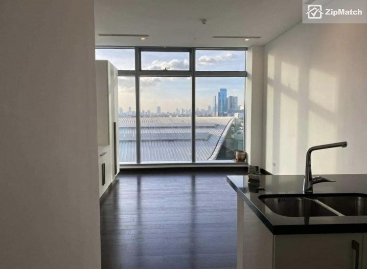                                     1 Bedroom
                                 1 Bedroom Condominium Unit For Sale in Trump Tower big photo 6