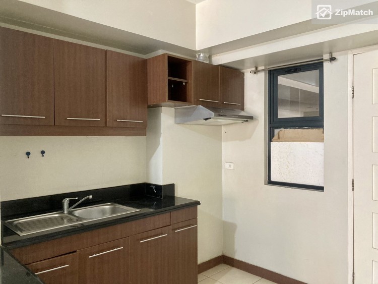                                     2 Bedroom
                                 2 Bedroom Condominium Unit For Rent in Flair Towers big photo 3