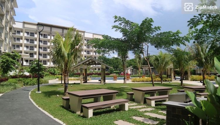 2 Bedroom Condominium Unit For Sale in Maple Place