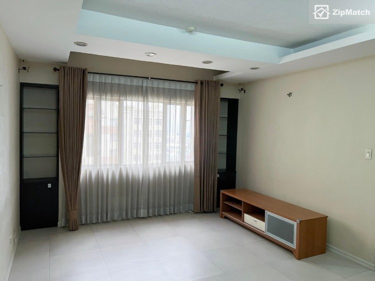                                     1 Bedroom
                                 1 Bedroom Condominium Unit For Sale in One Orchard Road big photo 8