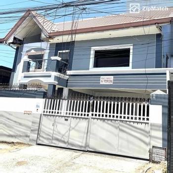 3 Bedroom House and Lot For Sale in    Masikap   St. brgy. pinyahan , quezon city
