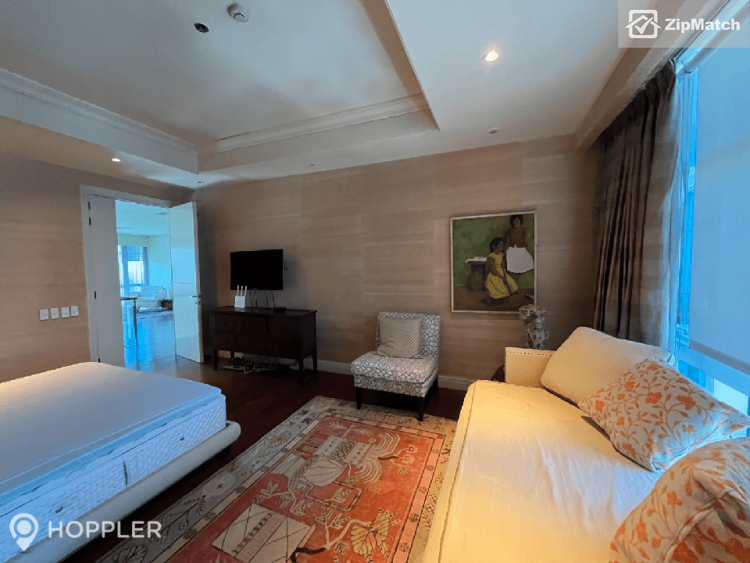                                     4 Bedroom
                                 4 Bedroom Condominium Unit For Rent in Pacific Plaza Towers big photo 9