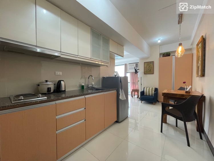                                     2 Bedroom
                                 2 Bedroom Condominium Unit For Sale in The Fort Residences big photo 3