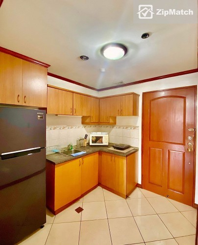                                     0
                                 Studio Type Condominium Unit For Sale in Paseo Parkview Suites big photo 3