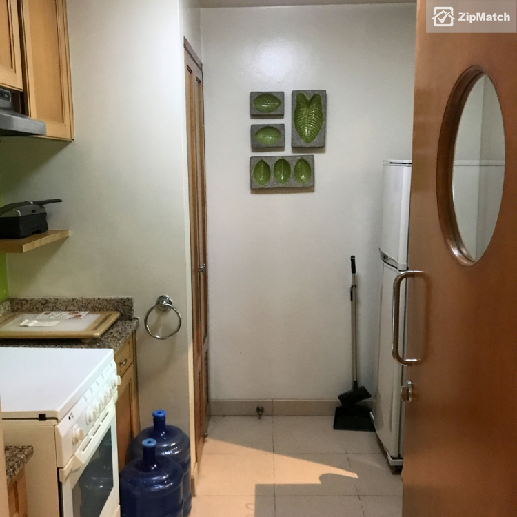                                     1 Bedroom
                                 1 Bedroom Condominium Unit For Sale in Amorsolo Square big photo 2