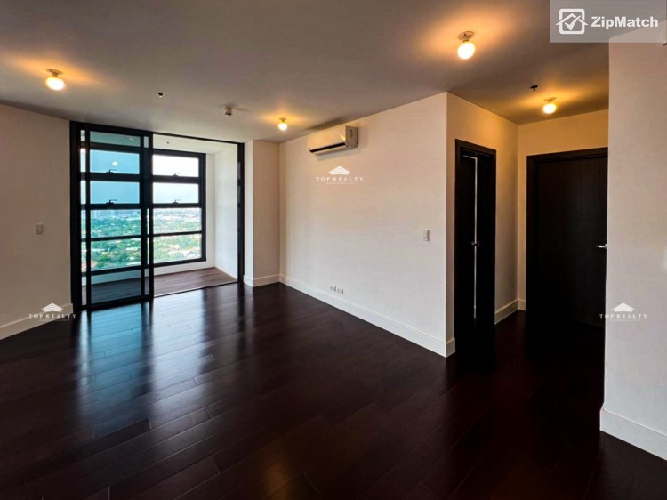                                     2 Bedroom
                                 2 Bedroom Condominium Unit For Sale in Garden Towers big photo 1