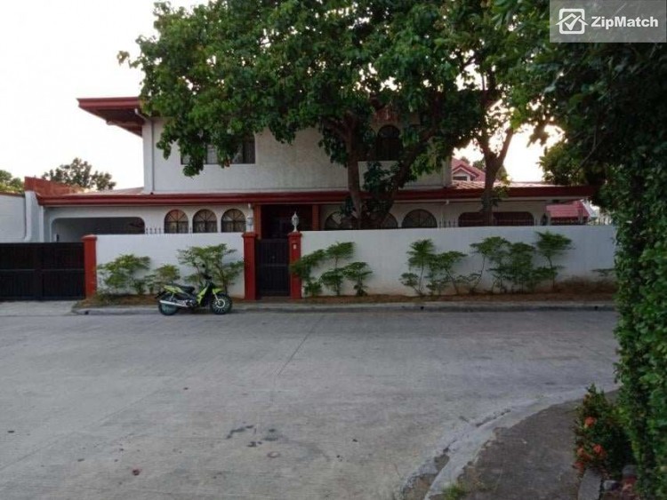                                     3 Bedroom
                                 3 Bedroom House and Lot For Sale in  United Paranaque Subdivision big photo 2