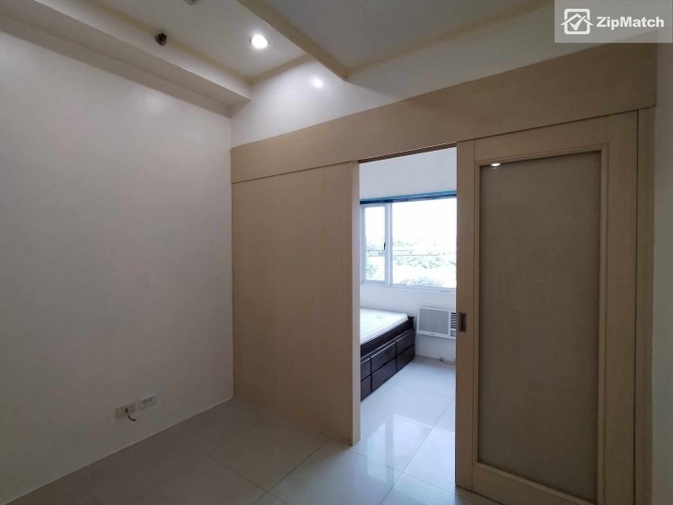                                     1 Bedroom
                                 1 Bedroom Condominium Unit For Rent in Berkeley Residences big photo 10