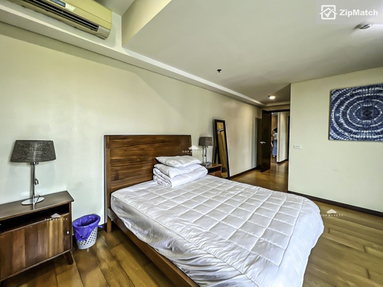                                     2 Bedroom
                                 2 Bedroom Condominium Unit For Rent in One Serendra big photo 12