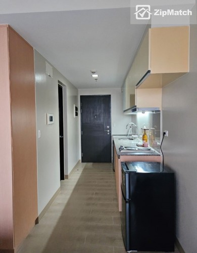                                     0
                                 Studio Type Condominium Unit For Rent in One Eastwood Avenue big photo 5