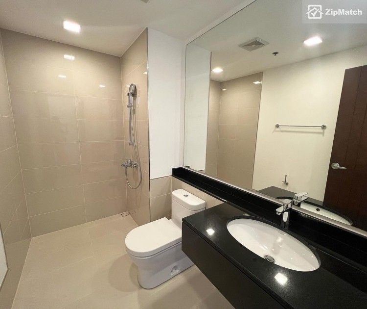                                     3 Bedroom
                                 3 Bedroom Condominium Unit For Rent in The Suites at One Bonifacio High Street big photo 8