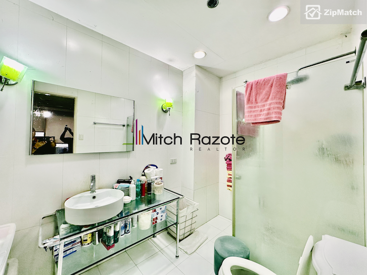                                     3 Bedroom
                                 3 Bedroom Condominium Unit For Sale in Ritz Tower big photo 16