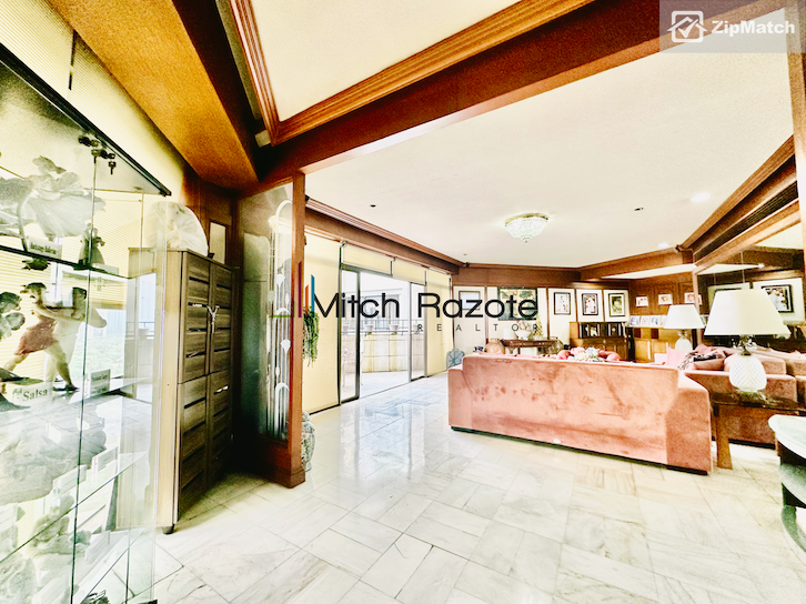                                     3 Bedroom
                                 3 Bedroom Condominium Unit For Sale in Ritz Tower big photo 9