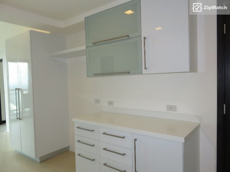                                     3 Bedroom
                                 3 Bedroom Condominium Unit For Rent in One Serendra big photo 3