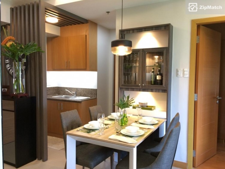                                     2 Bedroom
                                 2 Bedroom Condominium Unit For Rent in The Trion Towers big photo 2