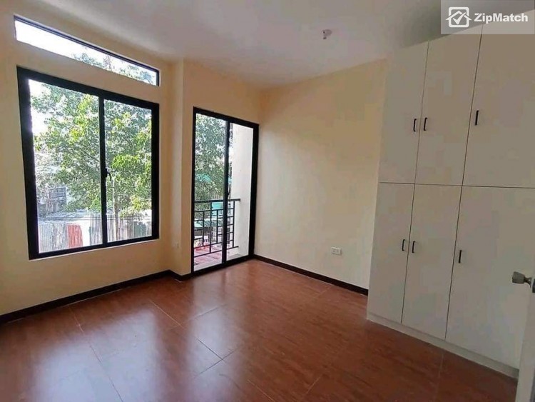                                     2 Bedroom
                                 2 Bedroom Townhouse For Sale in Sionil big photo 6