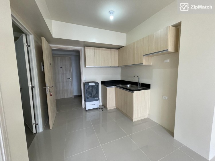                                     1 Bedroom
                                 1 Bedroom Condominium Unit For Sale in The Montane big photo 5