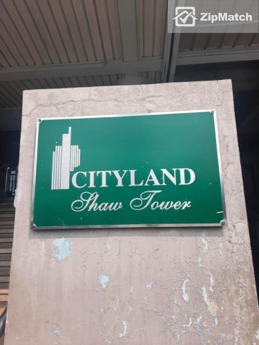                                     0
                                 Studio Type Condominium Unit For Sale in Cityland Shaw Tower big photo 5